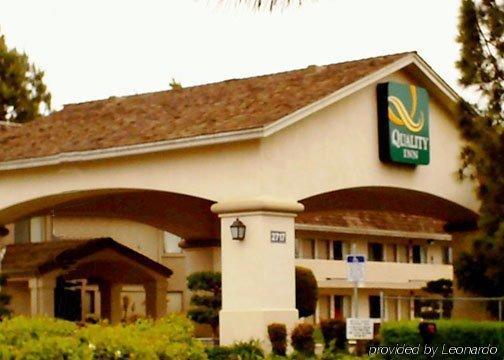 Quality Inn 斯托克顿 外观 照片